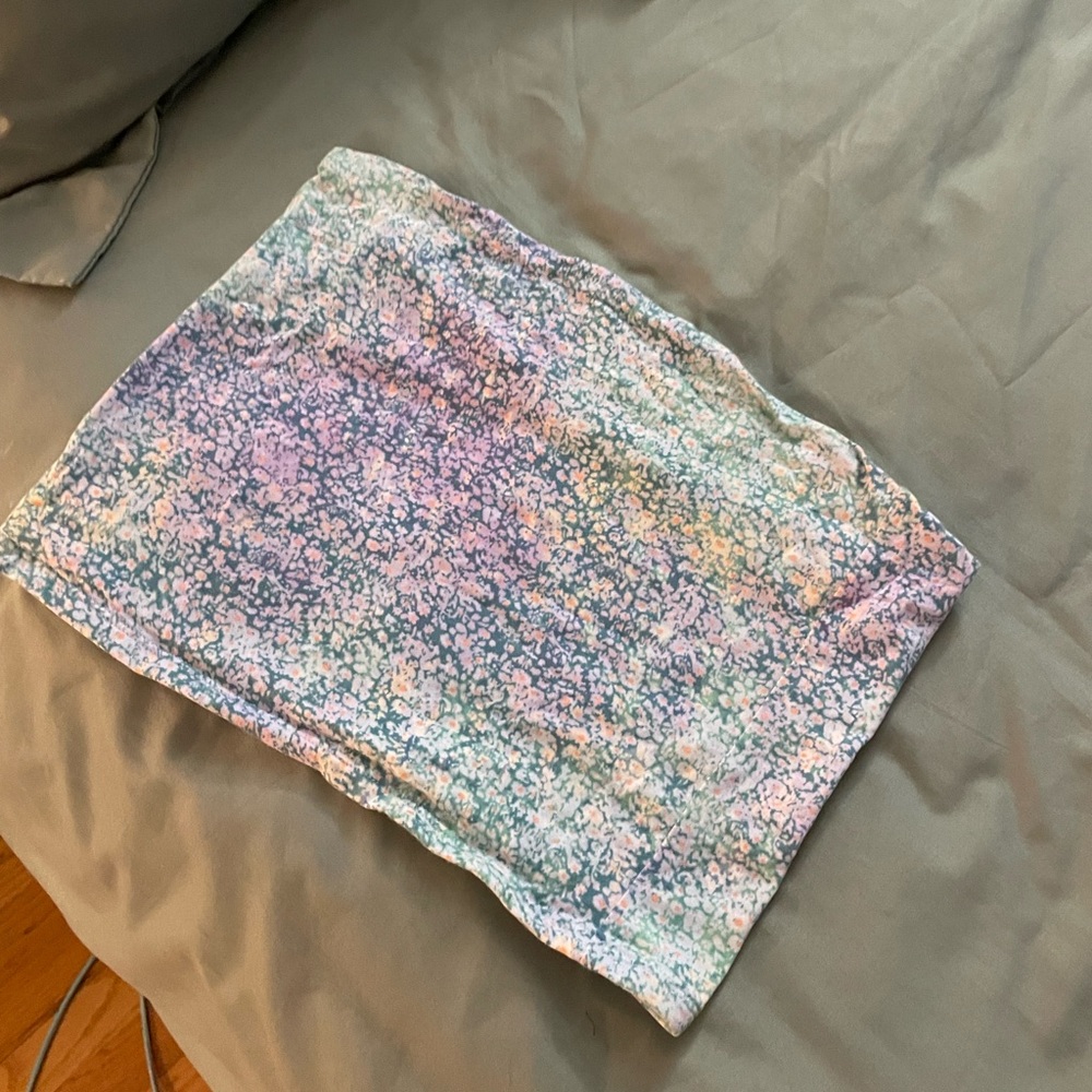 Floral strapless top